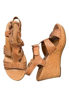 Clarks Tan Leather Adjustable Ankle Strap Size 7 Cork Wedge Sandals